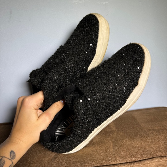 dv by Dolce Vita Lamra Embellished Sequin Boucle Shoes Sneakers Slip On in Black - Picture 7 of 12